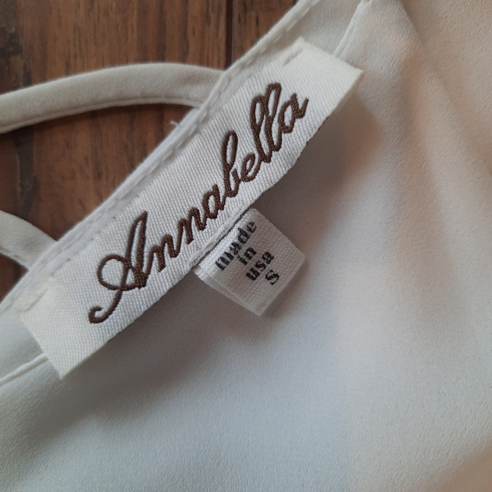 White Tank - Picture 2 of 2